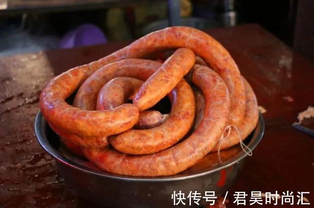 柴瘦|灌香肠时，别直接挂在太阳底下晒，牢记4个诀窍，香肠又香又入味