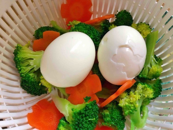 苦菊|晚餐坚持这样吃，既能填饱肚子，又不会长胖，让你轻松拥有小蛮腰