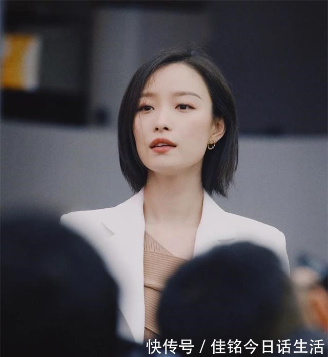 刘海 什么脸型就剪什么发型！三分钟帮你找到“本命发型”，洋气显脸小！