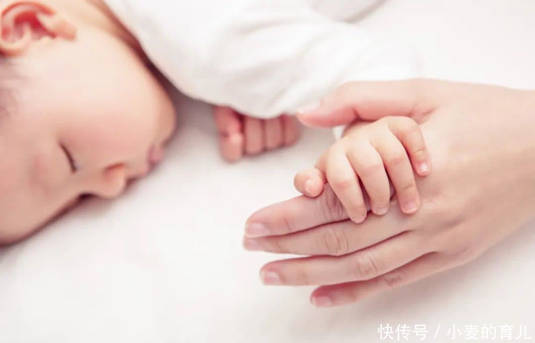 孩子|仰卧、俯卧、侧卧……到底哪种睡姿是最安全呢？