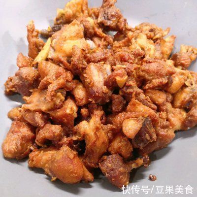 鸡蛋黄|鲜香下饭的辣子鸡，你喜欢吗？