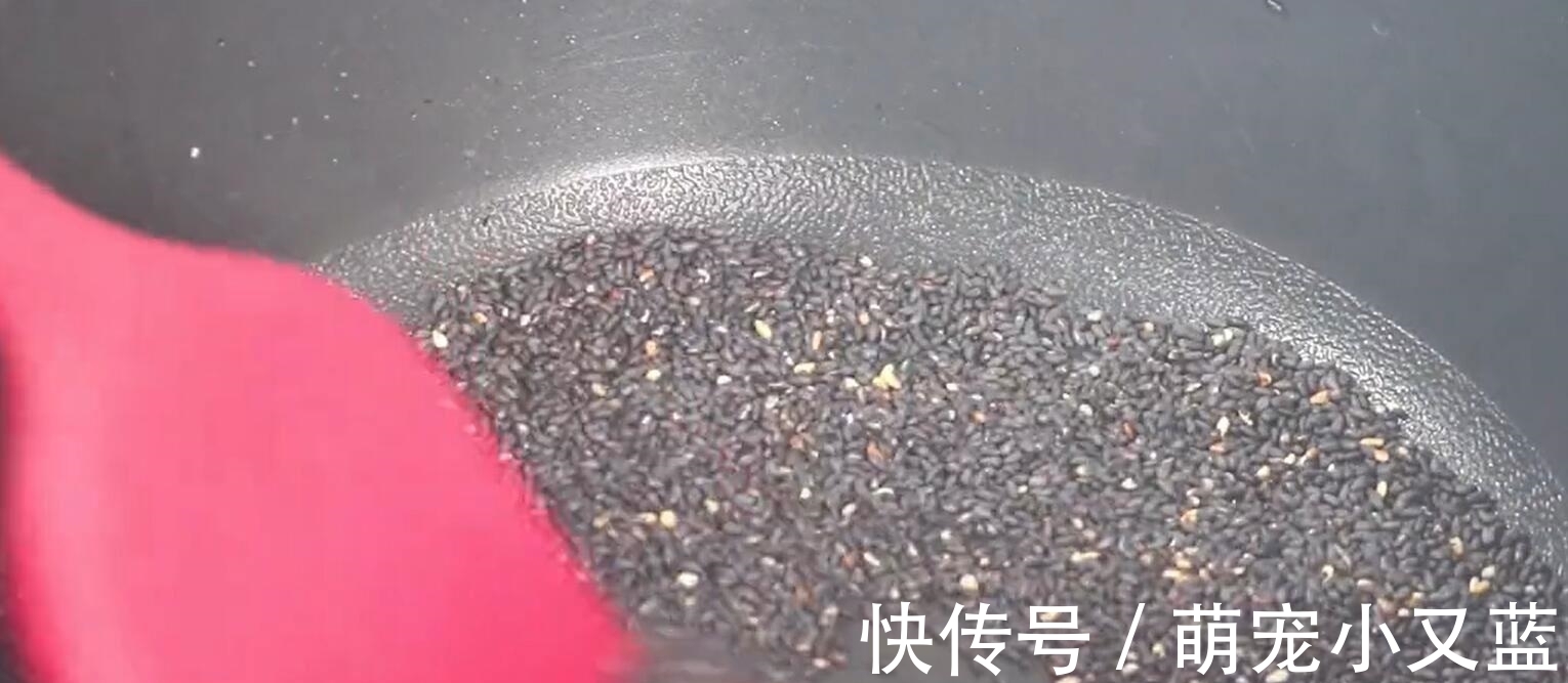 干湿豆|早餐多给孩子做这个吃,钙是牛奶的20倍,补脑长高个,比吃排骨强