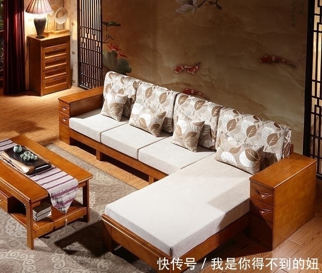 舒适|传统的沙发已经淘汰，当下流行实木中式沙发，环保又舒适