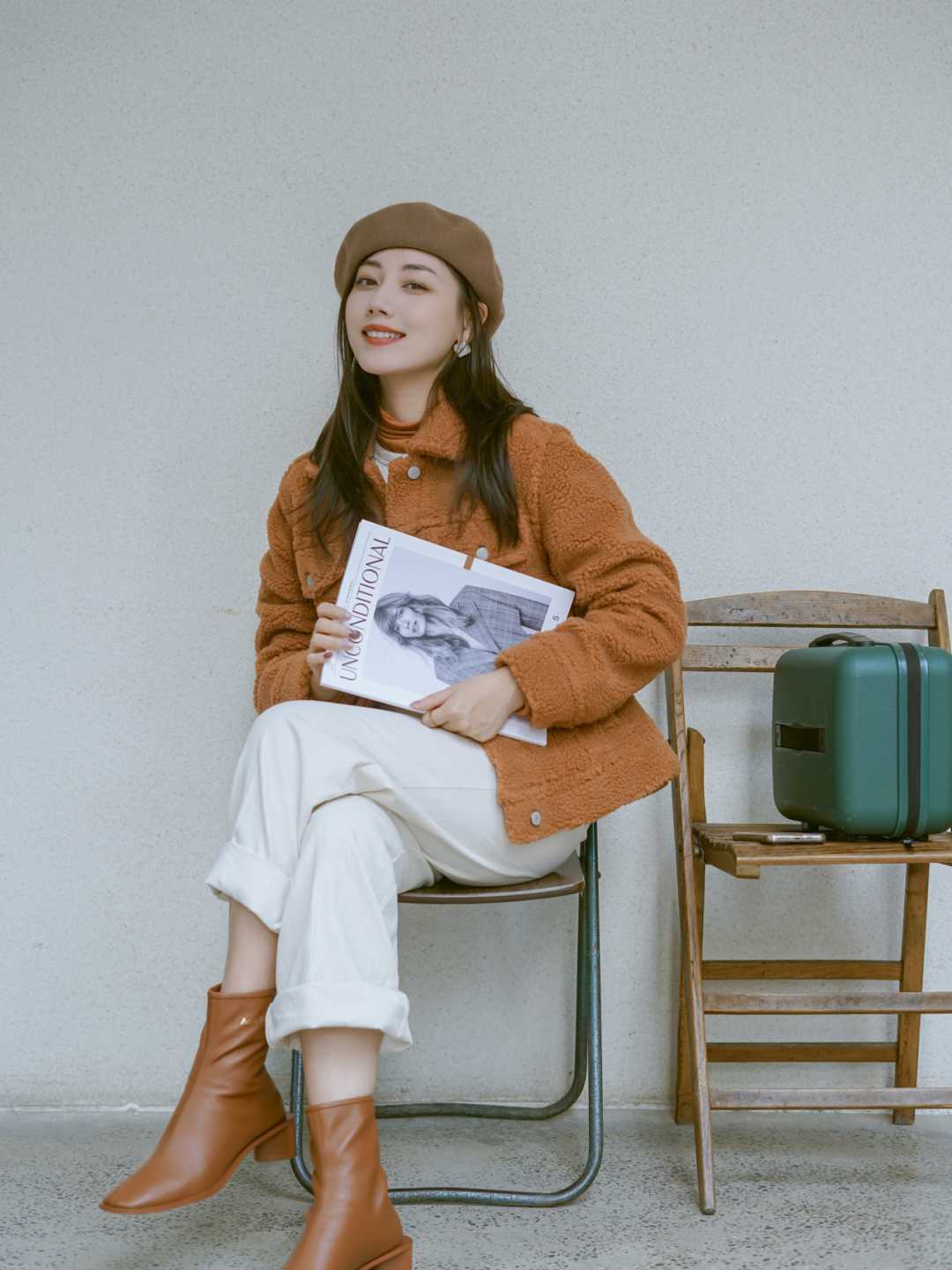 针织开衫 新年怎么穿才能个性又时髦?看看这几套穿搭,精致洋气还讨喜