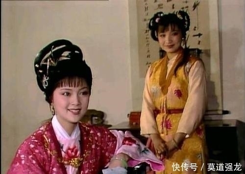 薛宝钗@莺儿同宝玉微露意：她还有几样世人没见过的好处，究竟指的是什么