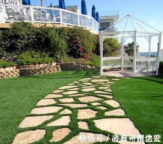 人造石|用纸板将水泥框起来现浇,人造石铺院子地面,比纯打水泥性价比高