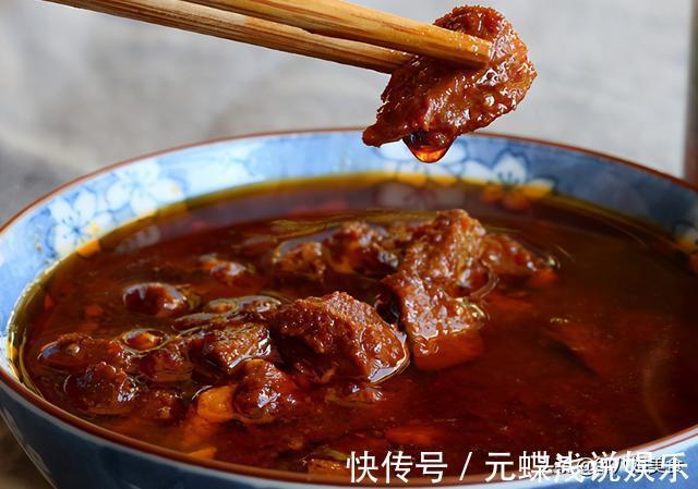 做炸酱面,炒酱是关键,教您详细做法,酱香浓郁,在家也吃得香