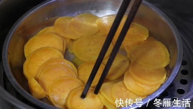 糯米粉|红薯这吃法太香了，老做法教会你，春节家宴做一锅，端上桌就扫光