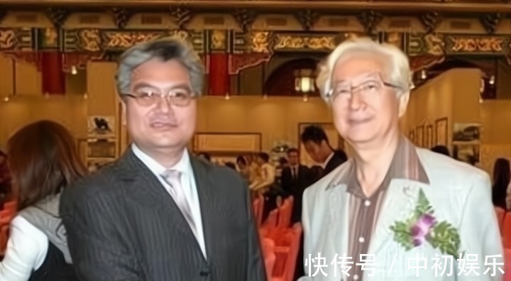 张瑞龄!他6岁开始临摹,坚持练了70年楷书,如今一幅字贵过赵孟