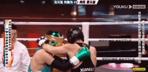 陈小纭《拳力以赴》投票神助攻,真实girl看比赛被吓成表情包