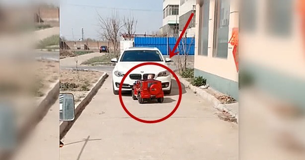 舅舅|自舅舅得罪了外甥,他的“宝马”就遭到无情的报复,网友亲外甥