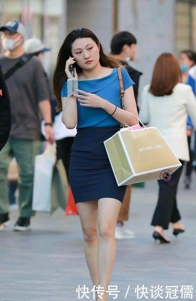 女人味|中年女性该怎么穿搭,才能凸显出轻熟优雅的女人味,一起来看