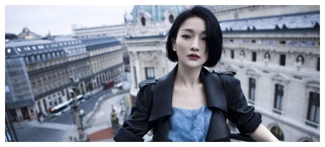 周公子|周迅童年照曝光，面庞清秀有灵气，身材比例优越漫画腿羡煞旁人