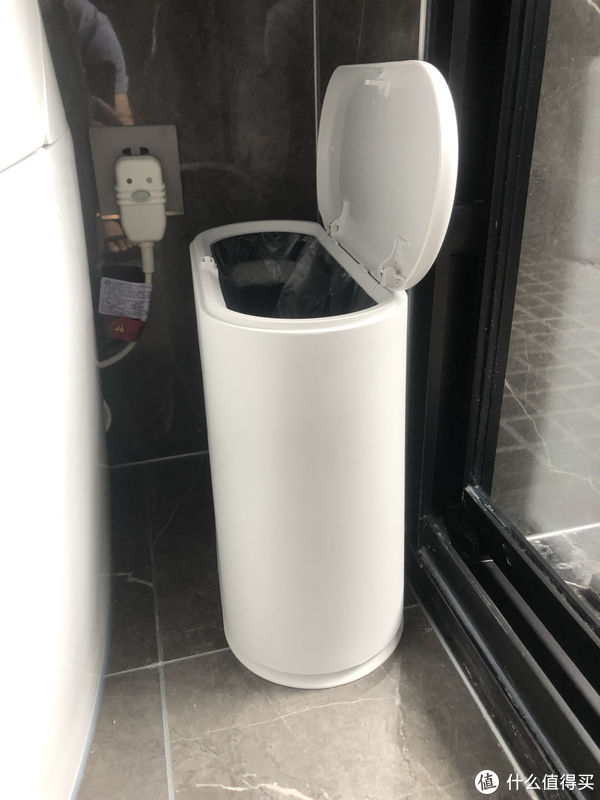 地砖|入住3年才知道,当初卫生间“坚持不穷装”有多明智!