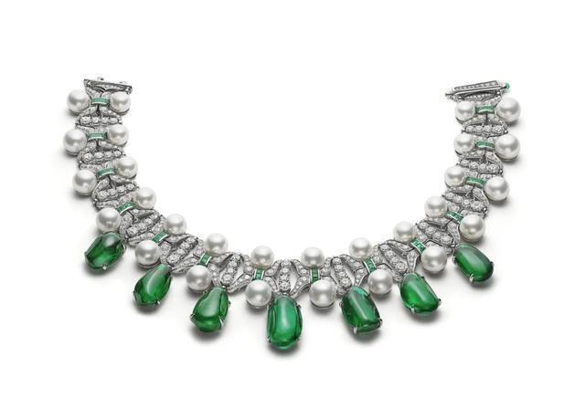 买百万高定珠宝的女人,都是什么身份