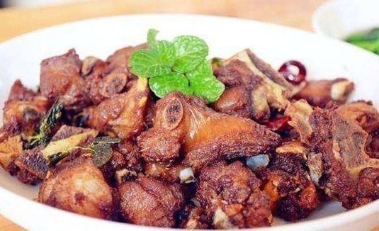 骨胶原|30岁女性常吃的四种食物,排毒消脂抗衰老,清理肠胃,越吃越瘦