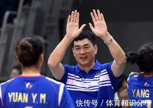 主教练|蔡斌邀陈友泉出山，进入女排教练组，目的至少有两个