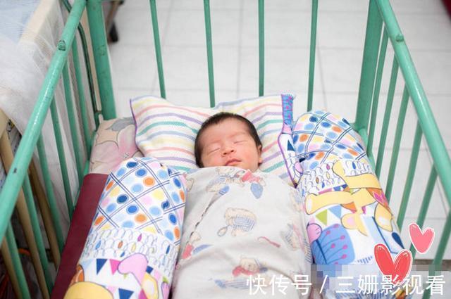 宝妈|和宝宝一起睡觉觉,新手爸妈有五件事要注意,以免影响娃身体发育