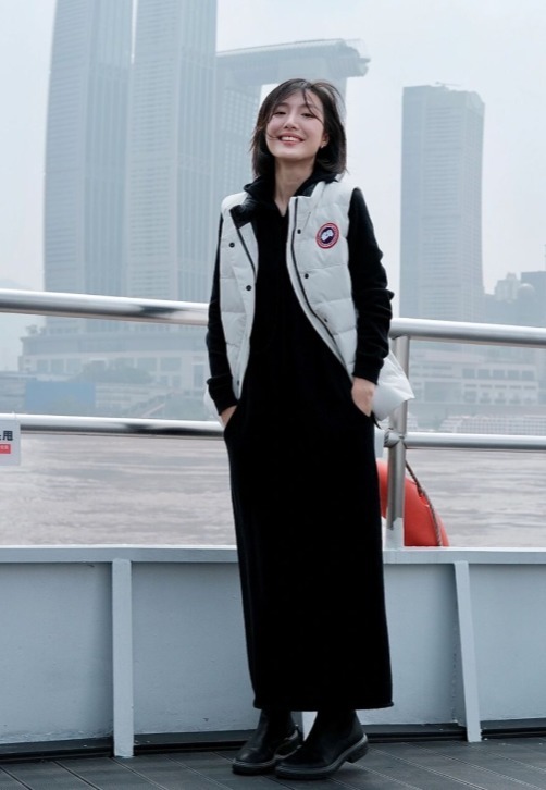 短款|会“打扮”的女人,秋冬穿衣都离这3套羽绒服,保暖不说还时髦