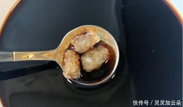 年夜饭首选甜辣酱香卤鸭货,酱香浓郁,肉嫩有嚼劲