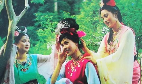 大闹天宫|难怪孙悟空敢大闹天宫,原来他有个强大的姐姐,如来也得让她三分