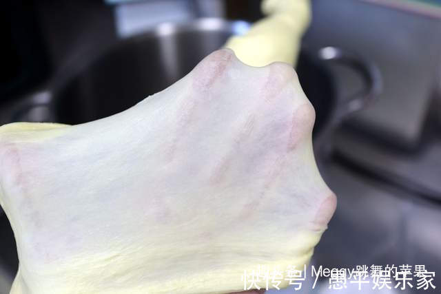 面片|百吃不厌的肉松面包卷,12分钟出炉真省事,早餐可要有口福了