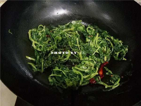 玉米油|“这道菜”缓解失眠最厉害,隔三差五吃1次,一觉睡到自然醒!