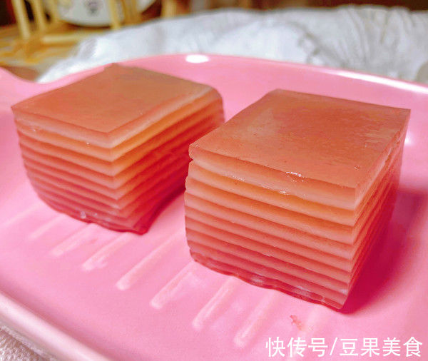 酸甜可口的蔓越莓椰汁千层马蹄糕~的技能必须get