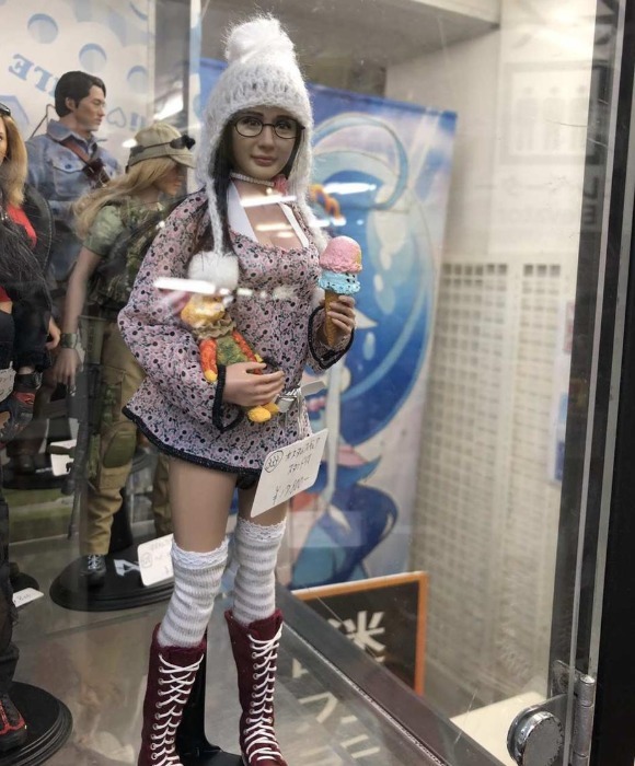 手办|杨幂“手办”遭日本宅男疯抢,看到价格后,网友:我承认我酸了