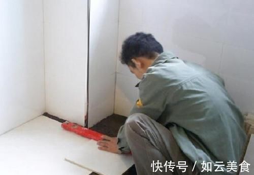 地砖|先铺墙砖还是地砖好?我家工人先铺地砖,还劝我别担心!现想重铺