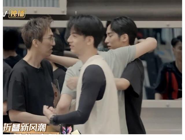 李云迪|有人不想唱,有人不想跳,节目组不仅没定位,还不跟哥哥沟通