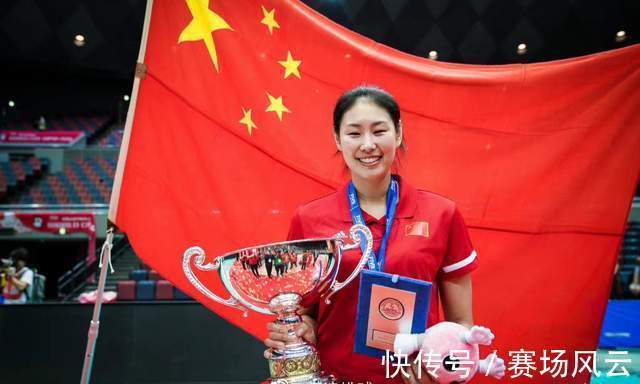 张常宁|女排4国手不参加联赛！朱婷和林莉都在其中，张常宁却意外回归