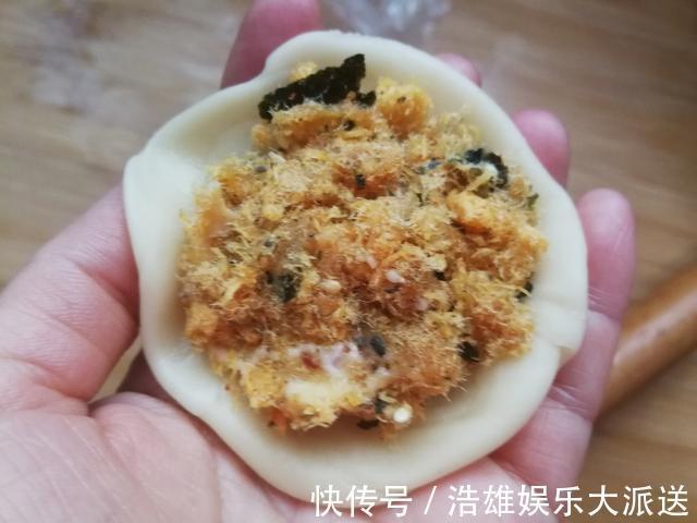 香酥|自制快手香酥肉松饼，一个电饼铛足够了，过年待客的体面零食