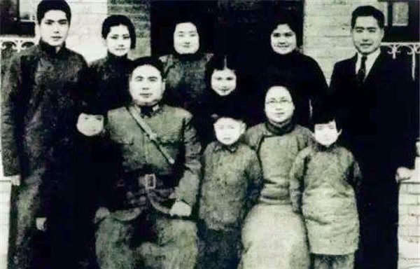 健在|冯洪志：冯玉祥唯一健在的儿子，坐拥千亿资产，至今保留中国国籍