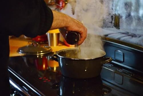 苹果新吃法：用来炖猪肉，营养究竟好在哪？