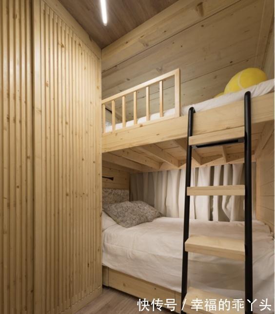 寸土寸金|24㎡觉得小?在香港是两居室还能住3口人,厕所带浴缸,厉害不!