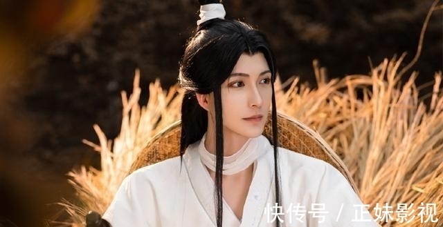 cos|《天官赐福》花怜牛车cos,谢怜的气质很温柔,沈辞的花城好看!