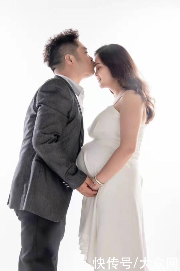 王鹏|青岛三孩家庭探访：曾纠结要不要，爸爸直言幸福感大于压力，更有奔头