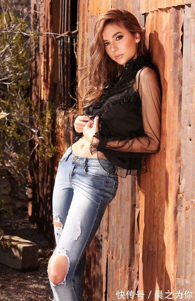 健身房|1米75美国模特身材管理有方，迷人曲线，或靠这项运动