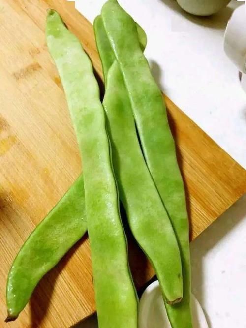 不瞒你说这菜最低8块一斤,买了别心疼,钙是鸡蛋的6倍,补钙质,身体变强壮