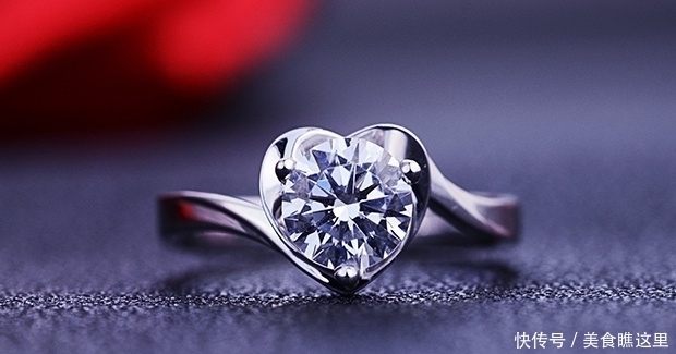 什么牌子的钻戒好?买钻戒选牌子还是选品质?