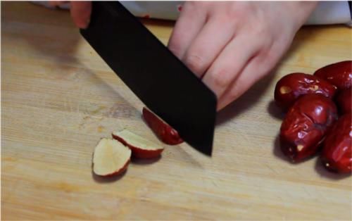 最近很火的橙子做法，加一碗糯米香甜可口，女儿经常点名要吃