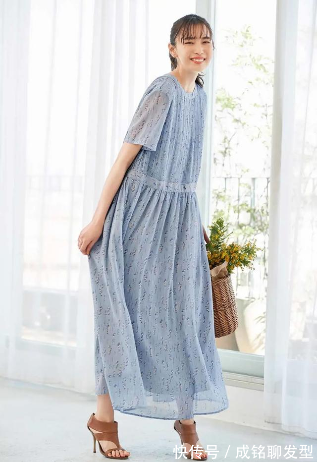 连衣裙|宫田聪子不愧为日本人气模特,从配色到款型搭配,满满都是高级感