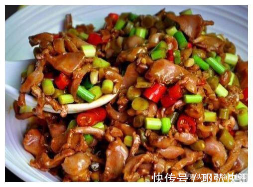 水淀粉|美食推荐酸辣鸡杂，大葱炒猪头肉，莴笋木耳肉片，鱼香千叶豆腐