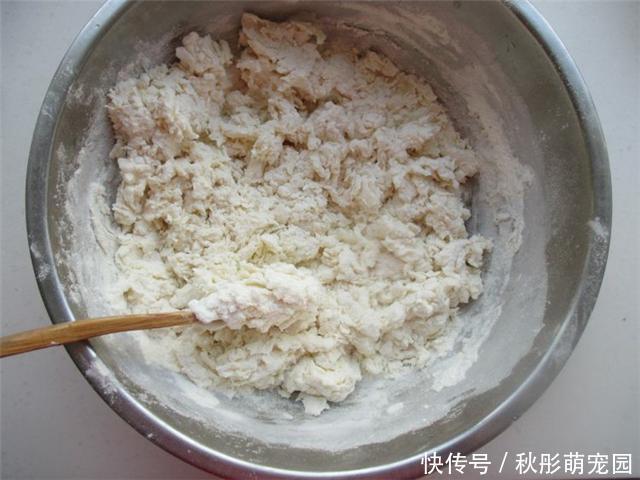 它补钙是牛奶的10倍，补锌是牛肉的3倍，钙锌同补，早吃早受益