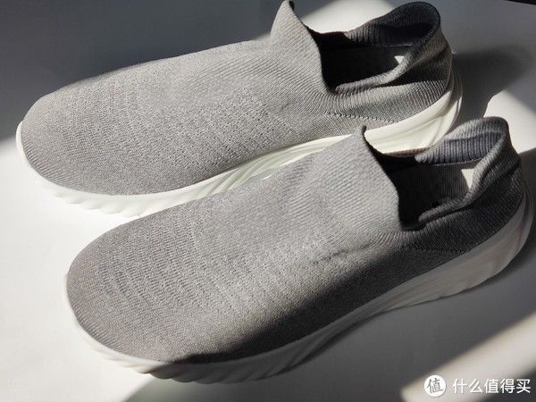 休闲鞋 耐穿好穿的基础款休闲鞋!freetie袜套健步鞋2开箱测评