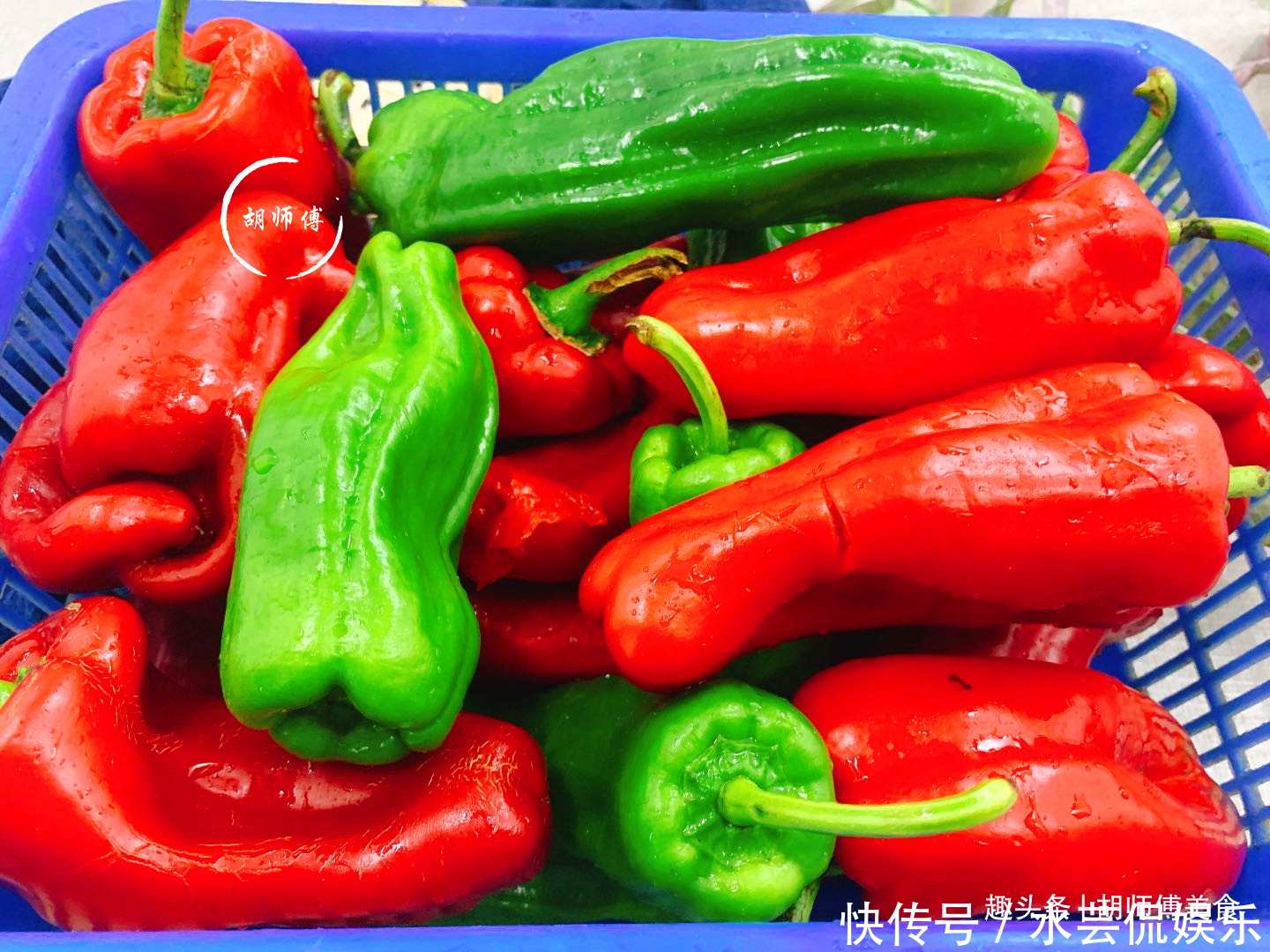 椒放入到|做辣椒酱时,只放盐可不行!多加2样料,辣椒酱不发霉不长毛,香