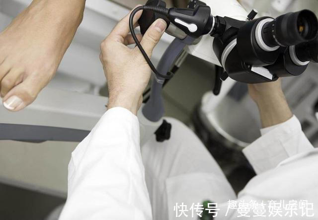 顺产|孕妈顺产生了个儿子,过了二十天又回医院就诊,医生:太无知