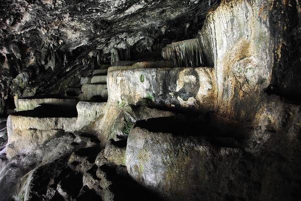 峄县志|峄县空窟山与地下石城文化探秘