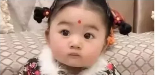 奶奶|奶奶将孙女打扮成年画里的娃娃一样,网友表示:真会打扮,太好看